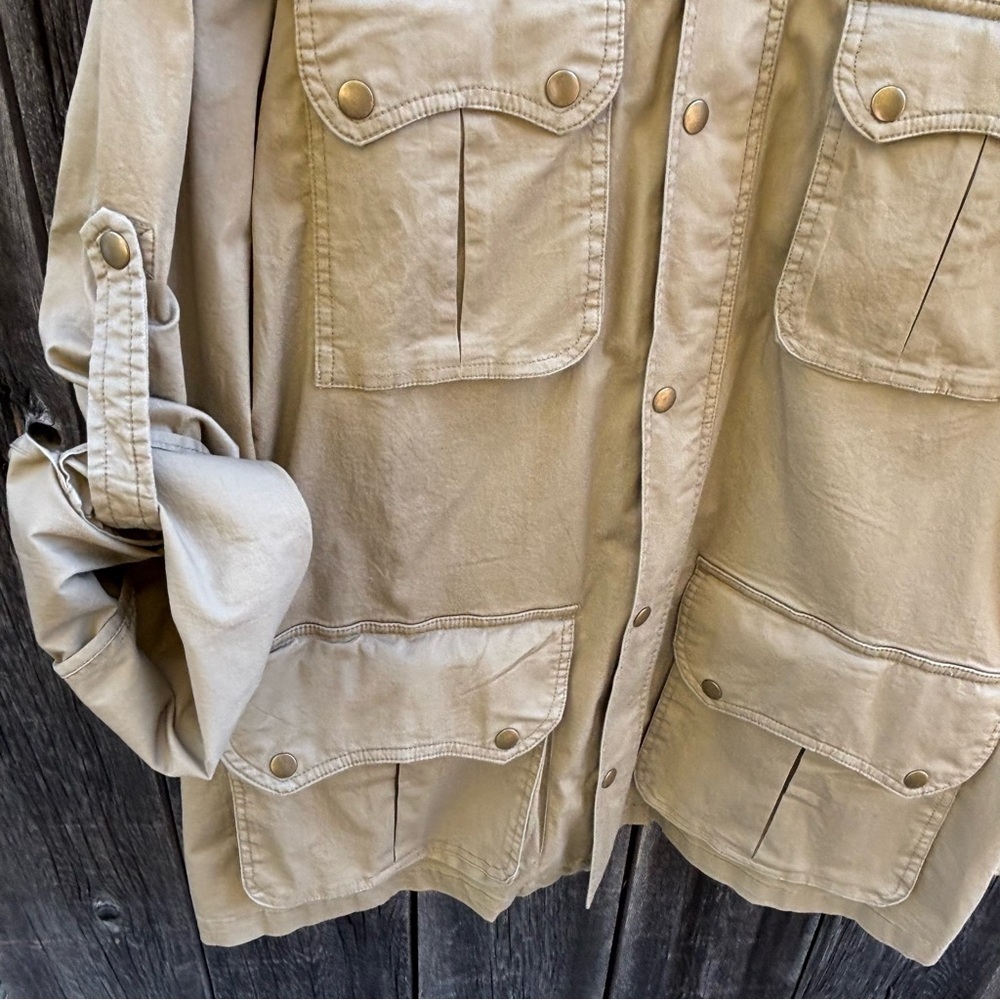 J. Peterman English Barn Coat Light Beige w/multiple pockets zip & button front - Picture 6 of 14